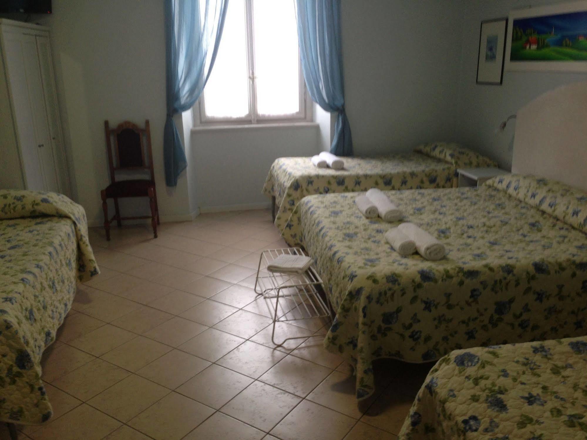 Stop & Sleep Guest house 2*